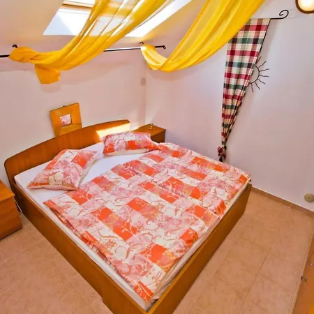 Charming And Sunny Hvar - One Bedroom With Balcony Apartment *